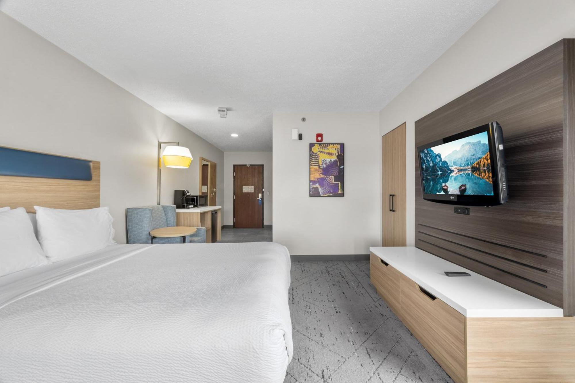 Holiday Inn Express Hartford-Newington By Ihg Exterior foto